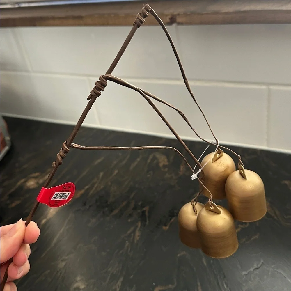 Hobby Lobby Gold Noah Bell Pick Set of 4 Picks NWT